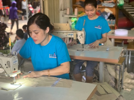 xưởng may quần áo bảo hộ lao động tại Hà Nội