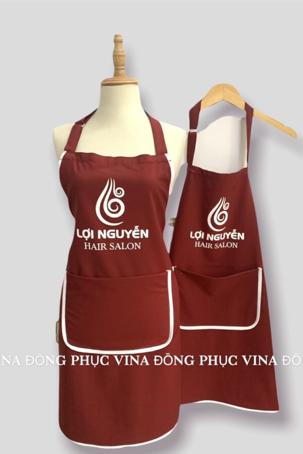 tạp dề làm tóc Lợi Nguyễn