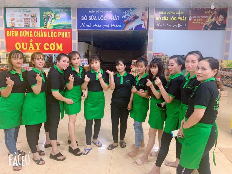 Đồng phục Trạm dừng chân - tạo ký ức đẹp cho khách phương xa
