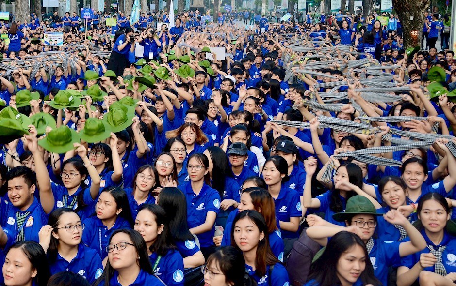 Mẫu Áo Đồng Phục Mùa Hè Xanh Đẹp Chất Lượng | Vina® Uniform
