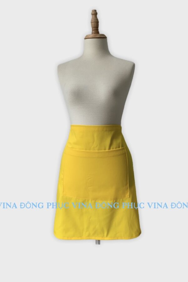 mẫu tạp dề ngắn màu vàng
