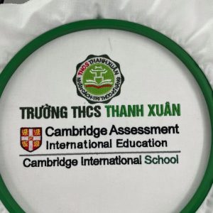 Thêu logo đồng phục học sinh