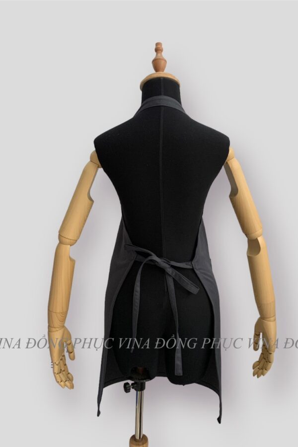 Đồng phục tạp dề may sẵn màu Xám mặt sau