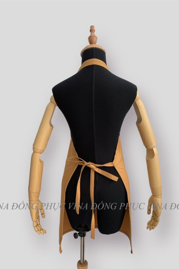 Đồng phục tạp dề may sẵn màu Gold mặt sau