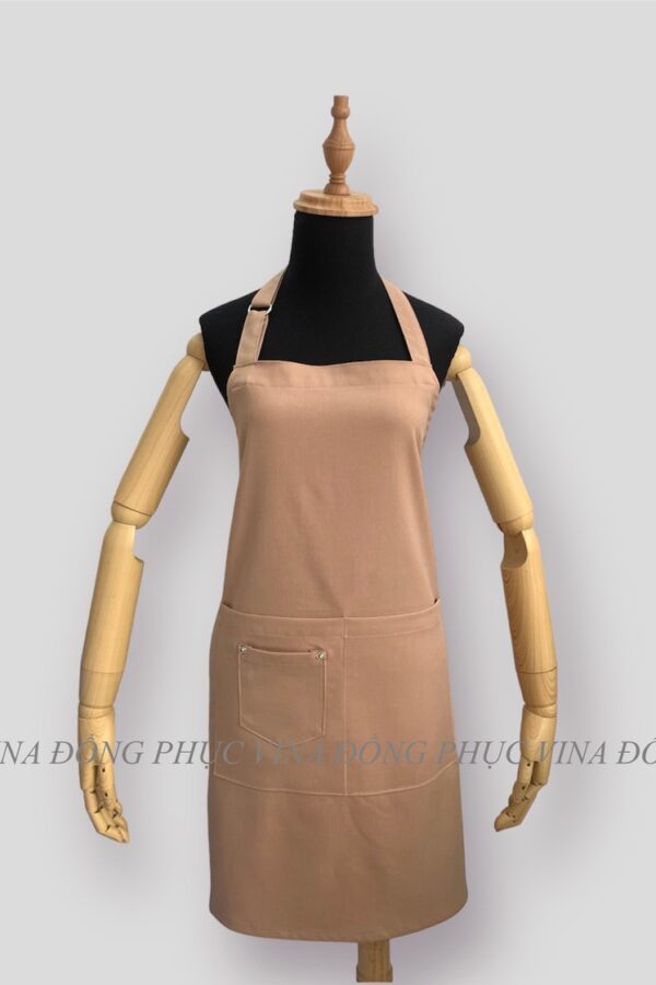 Đồng phục tạp dề yếm may sẵn màu Be mặt trước