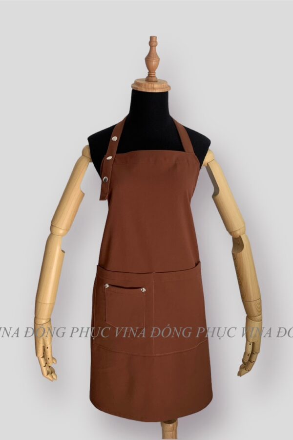 Đồng phục tạp dề yếm may sẵn màu Gạch mặt trước