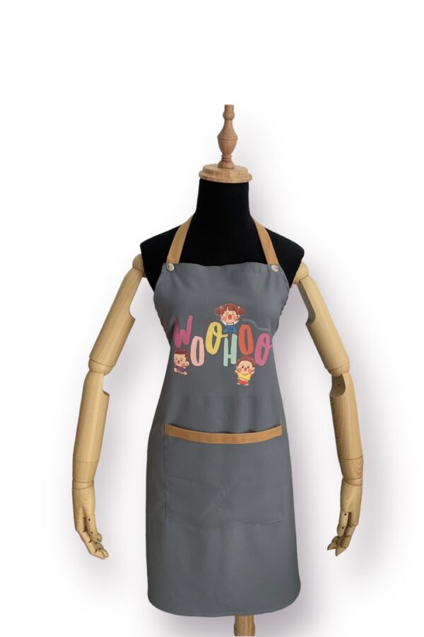 Mẫu tạp dề màu xám làm đồng phục đẹp cao cấp 23 Tạp dề woohoo cafe màu xám