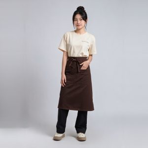 Đồng phục quán cafe Older Coffee áo thun kem tạp dề ngắn nâu